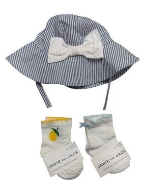 Janie and Jack Bucket Hat and Socks